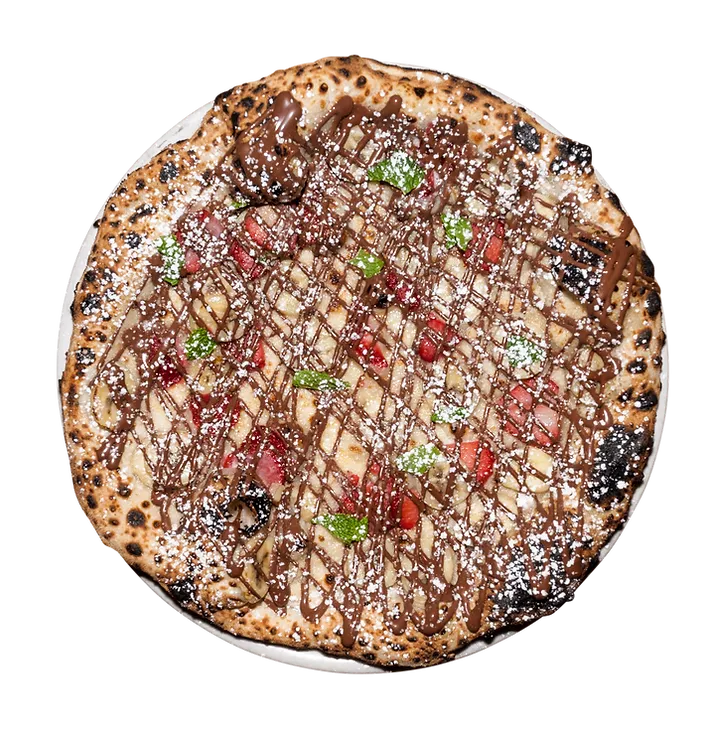 Ein reichhaltiger Espresso Tiramisu, kunstvoll mit Kakaopulver bestäubt