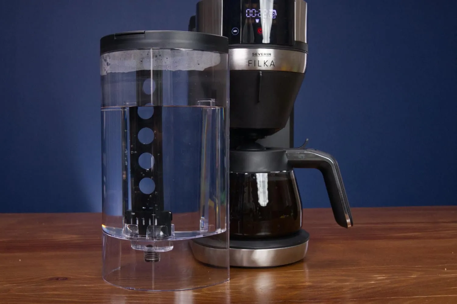 Abnehmbarer Wassertank der Severin Filka Kaffeemaschine zum einfachen Befüllen und Reinigen