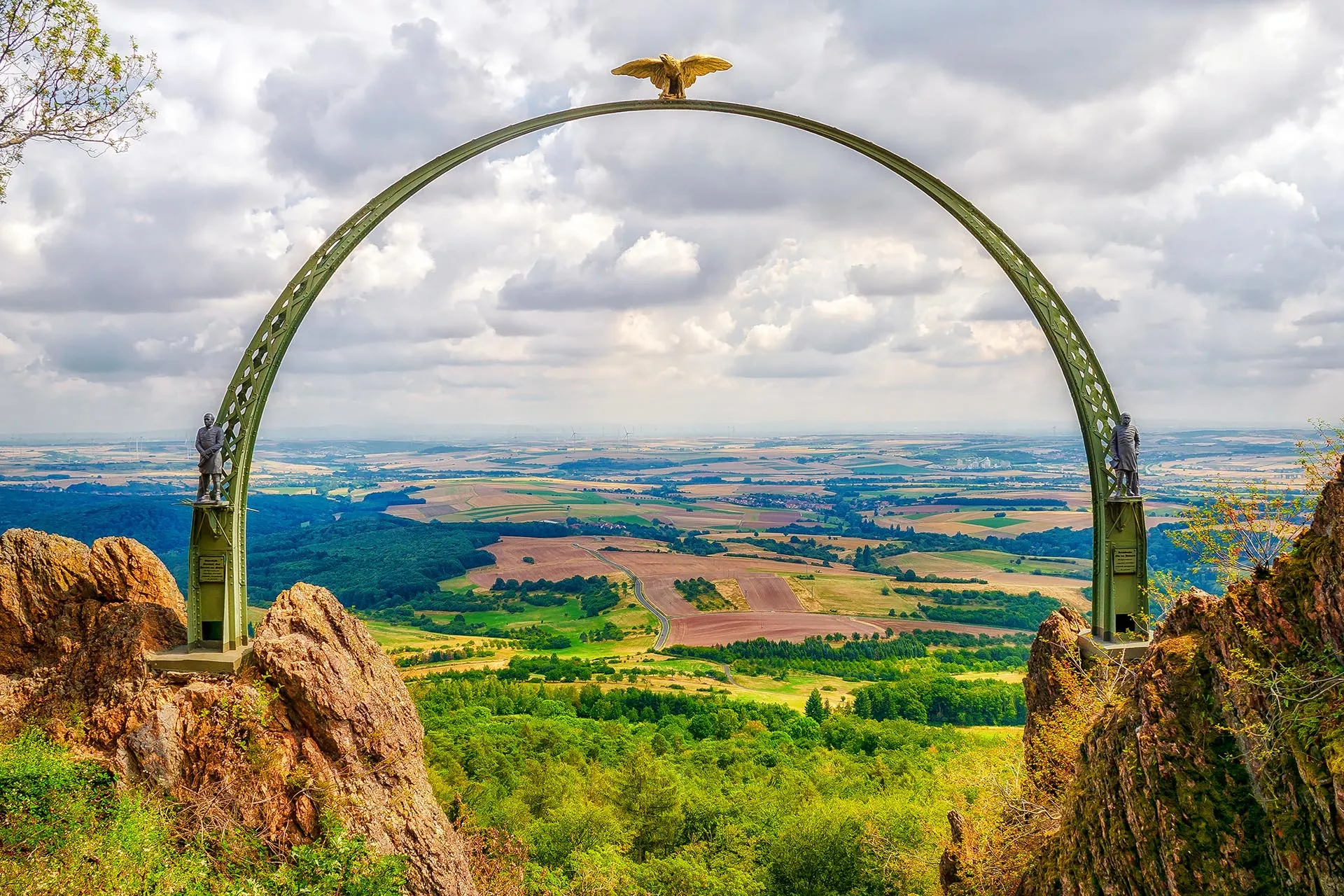 Adlerbogen im Pfälzer Bergland