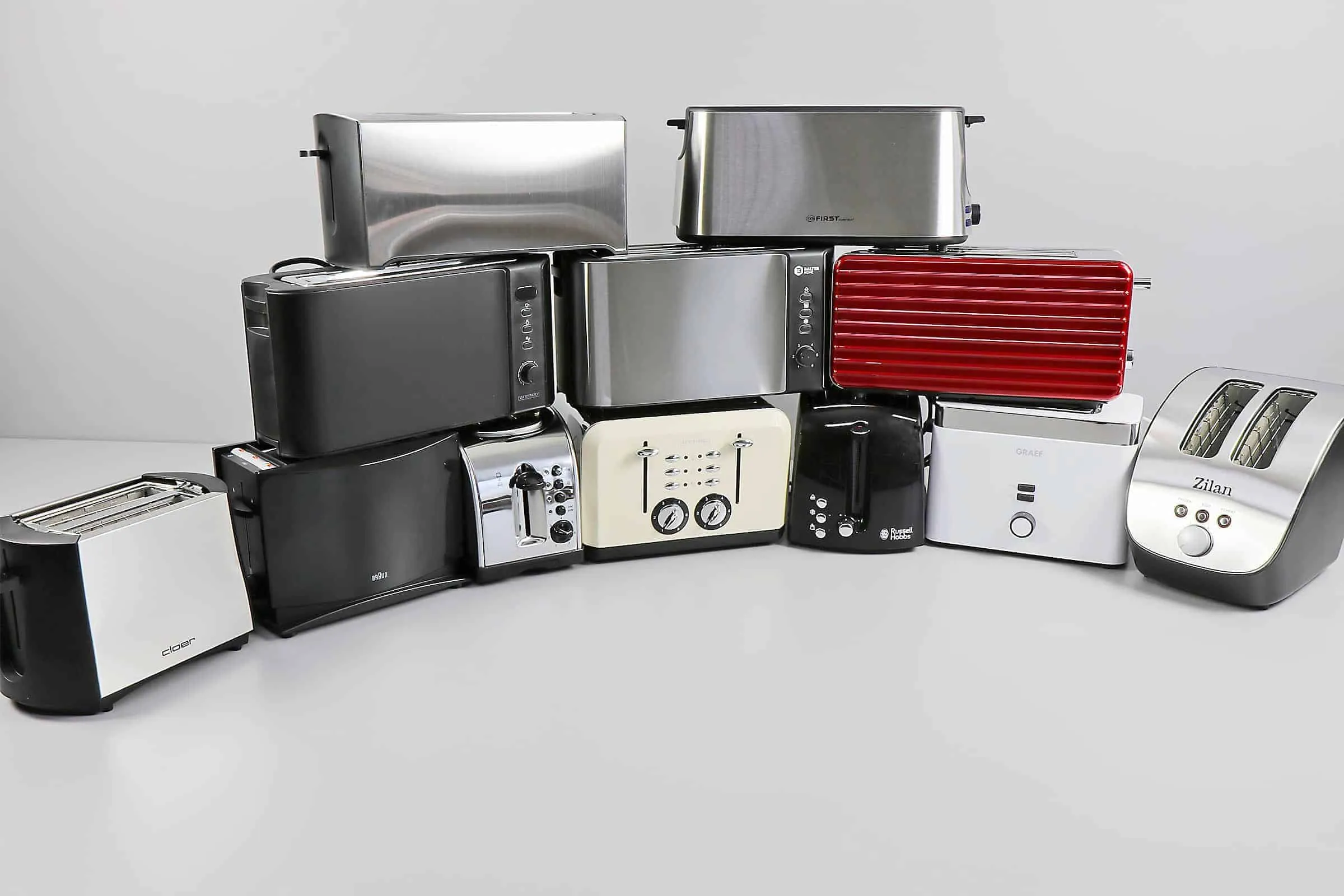 Alle getesteten Toaster in einer Ansicht, Vielfalt der Modelle