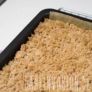 Apfelmus-Streusel-Schnitte