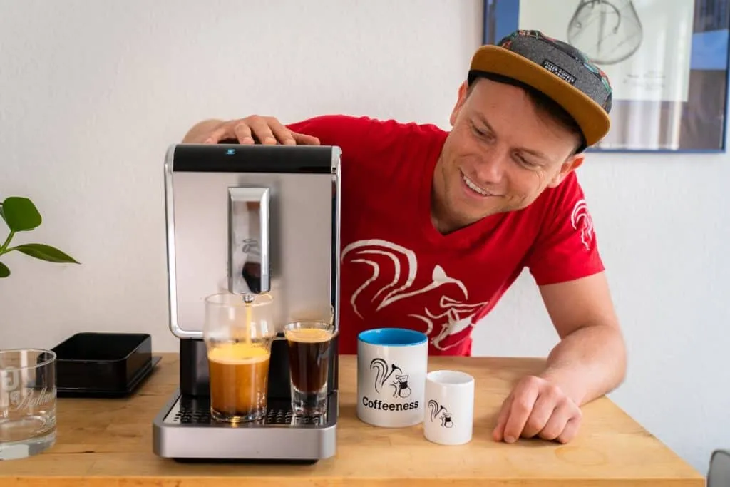Arne Preuss testet Caffè Crema aus dem Tchibo Esperto Caffè Anthrazit