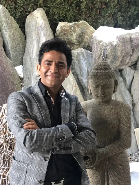 Ayurveda Arzt Gaurav Sharma und Gastgeberin Elisabeth Mauracher im European Ayurveda Resort