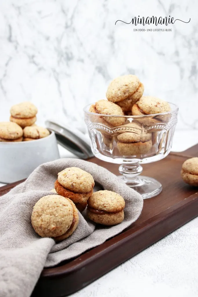 Baci di Dama - italienische Nuss-Kekse