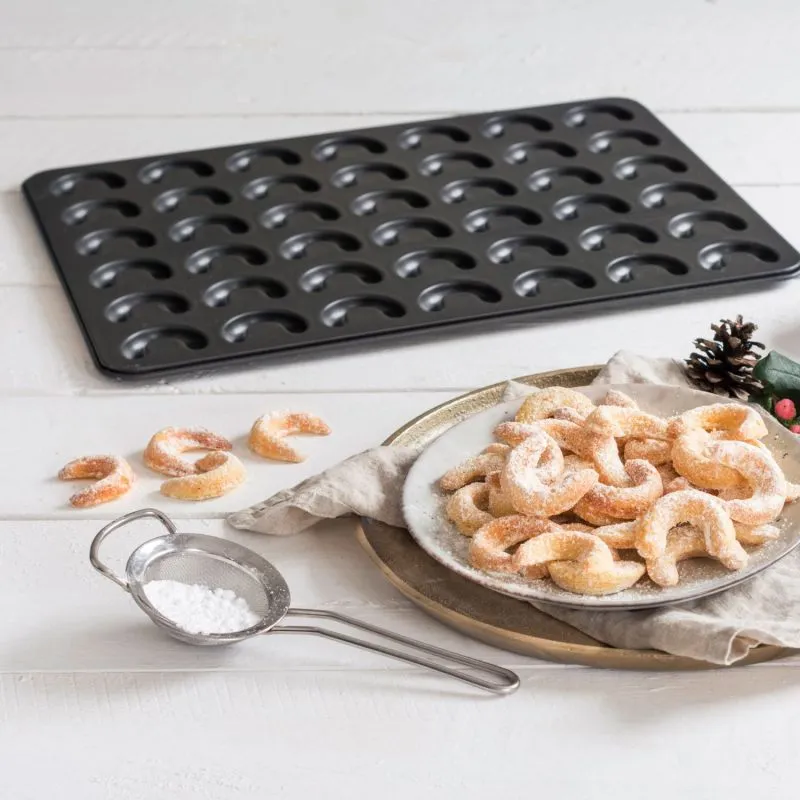 Backblech für Vanillekipferl