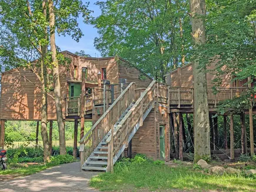 Barrierefreies Baumhaus im Biohotel Kenners Landlust, ein echtes Naturhotel