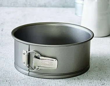 Basic Baking Springform von Birkmann, Made-in-Germany Qualität für deutsche Kuchen