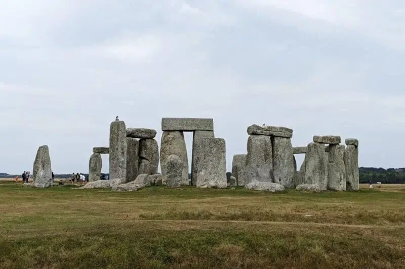 Blick auf den berühmten Steinkreis von Stonehenge