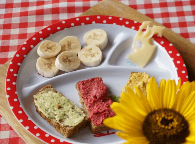 Brotaufstriche für Baby und Kleinkind, vielfältige und gesunde Optionen