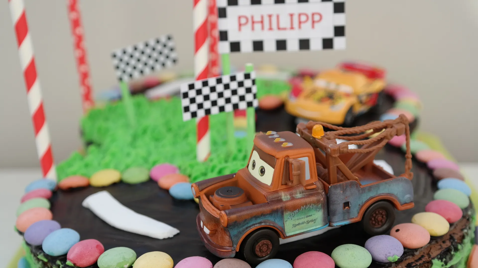Cars-Schoko-Torte aus dem #Annibackt-Ofen