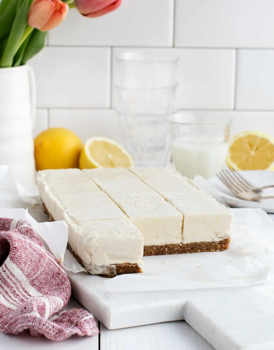 Cremige vegane Zitronenriegel ohne raffinierten Zucker