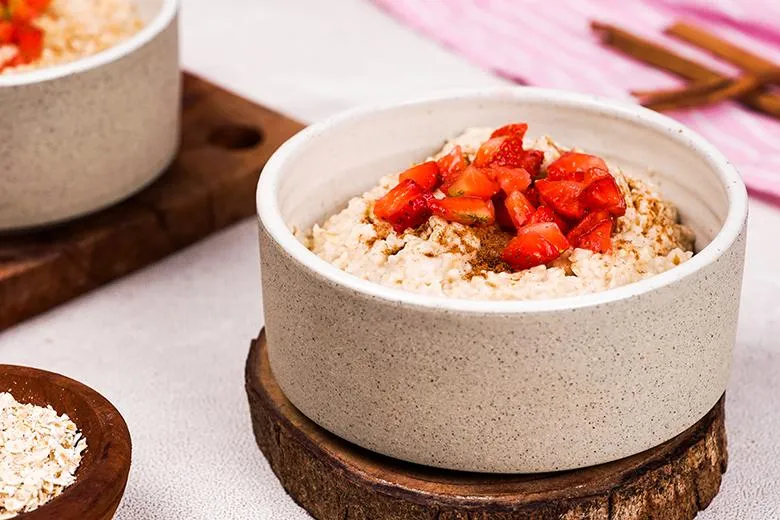 Cremiger Haferschleim für einen schonenden Start in den Tag