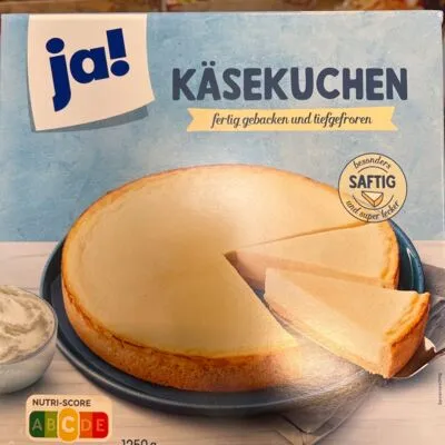 Cremiger Käsekuchen für die deutsche Kaffeetafel