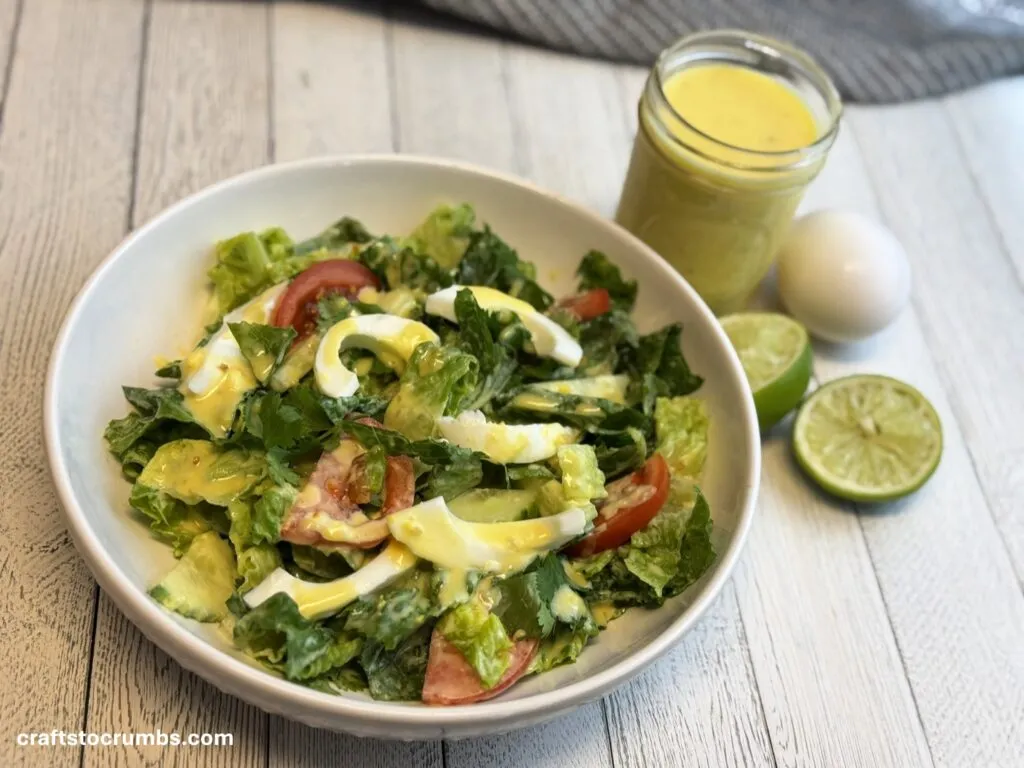 Cremiges Ei-Dressing für den Yum Yum Salat