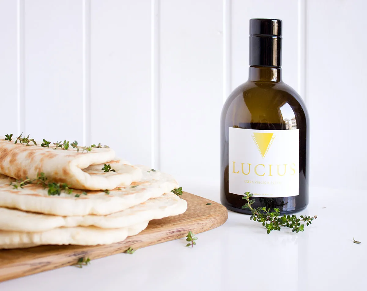 Das griechische Pita, das traditionelle pitabrot