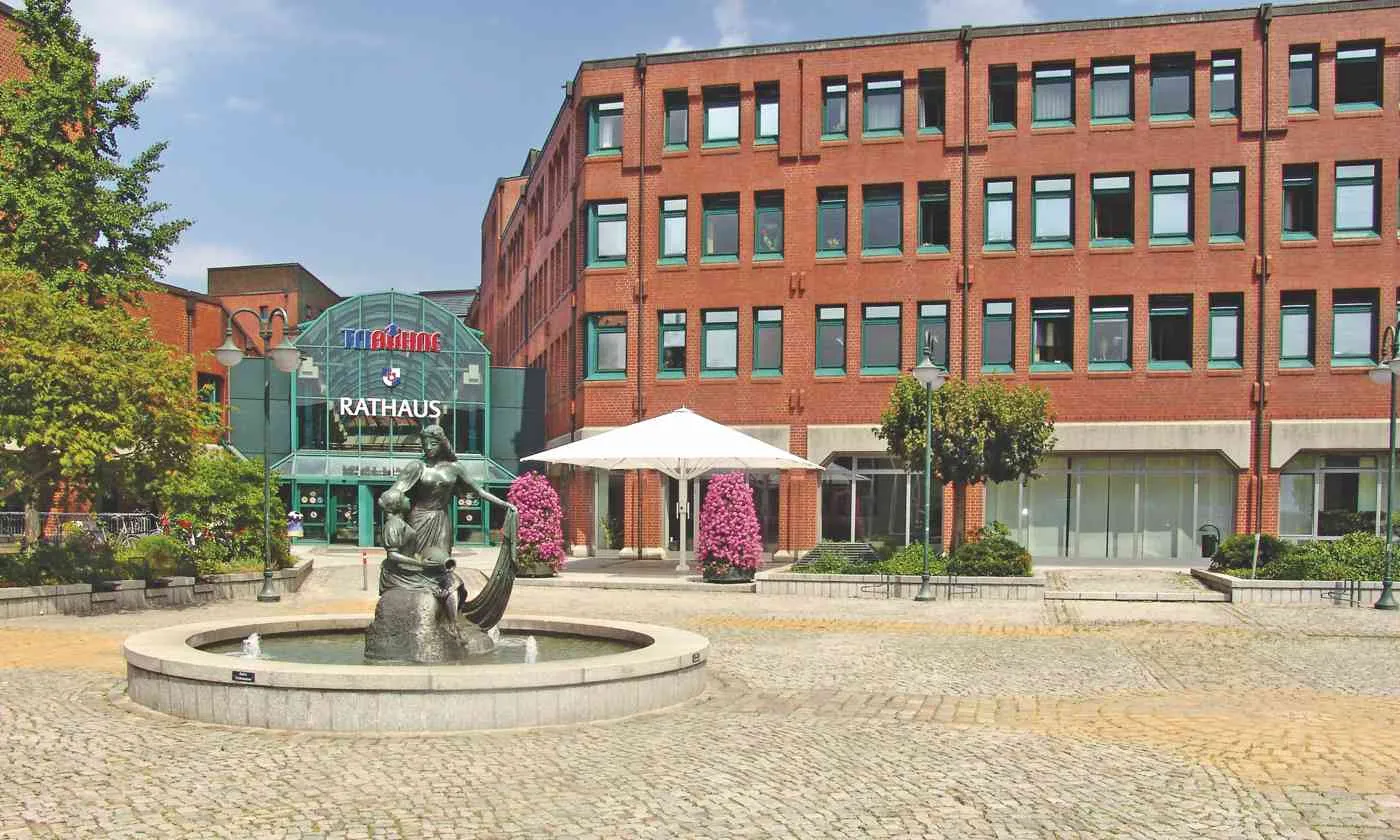 Das Standesamt Norderstedt im Kreis Segeberg ist ein beliebter Trauort für Brautpaare aus Hamburg und dem Umland.