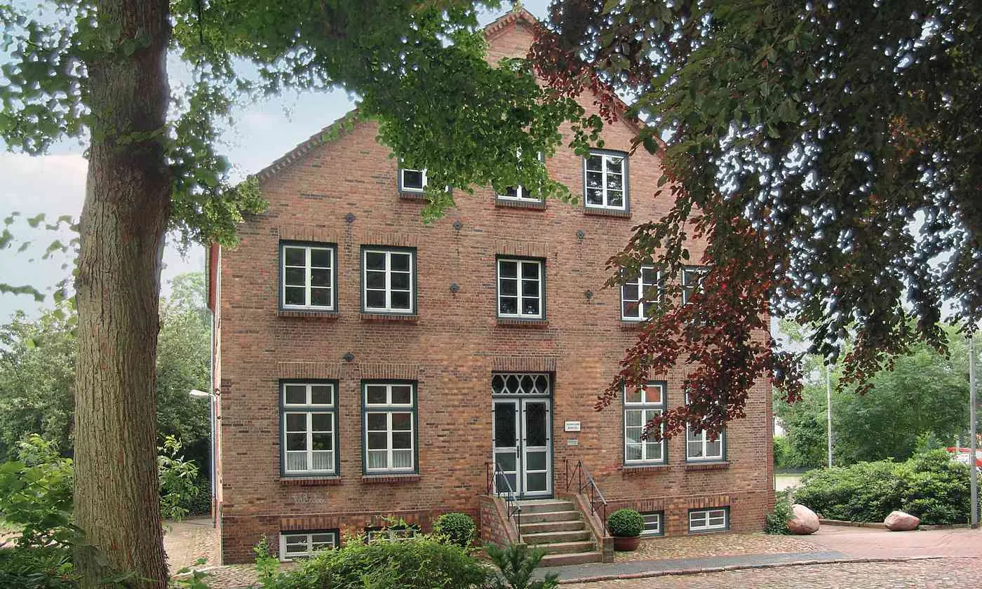 Das Standesamt Rantzau in Barmstedt im Kreis Pinneberg ist ein beliebter Trauort für Brautpaare aus Hamburg und dem Umland.