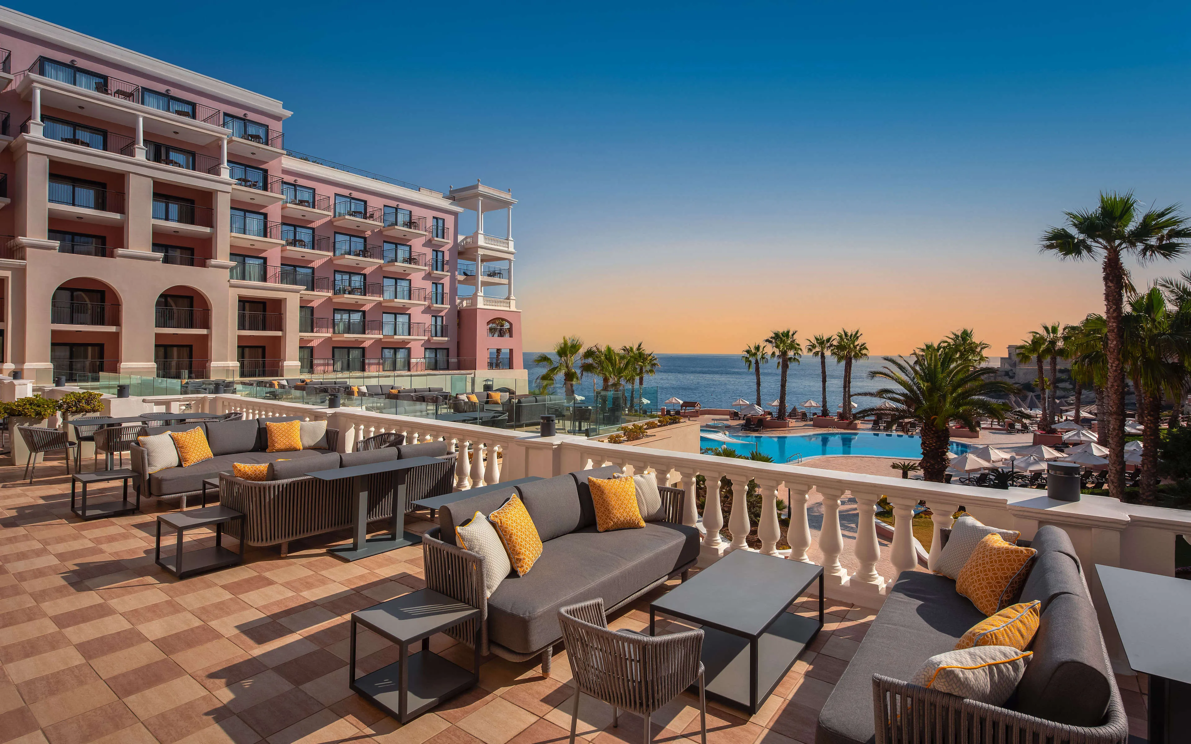 Das Westin Dragonara Resort, Malta befindet sich auf einer eigenen Halbinsel