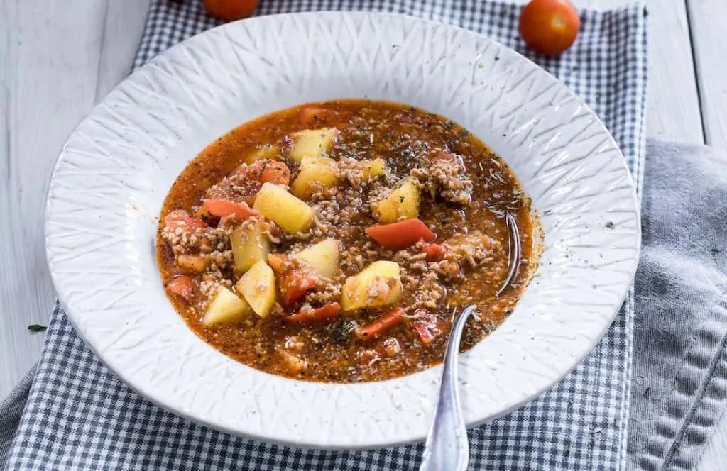 Deftiger Bauerntopf als One Pot Gericht aus dem Thermomix: Ein klassisches deutsches Familienrezept