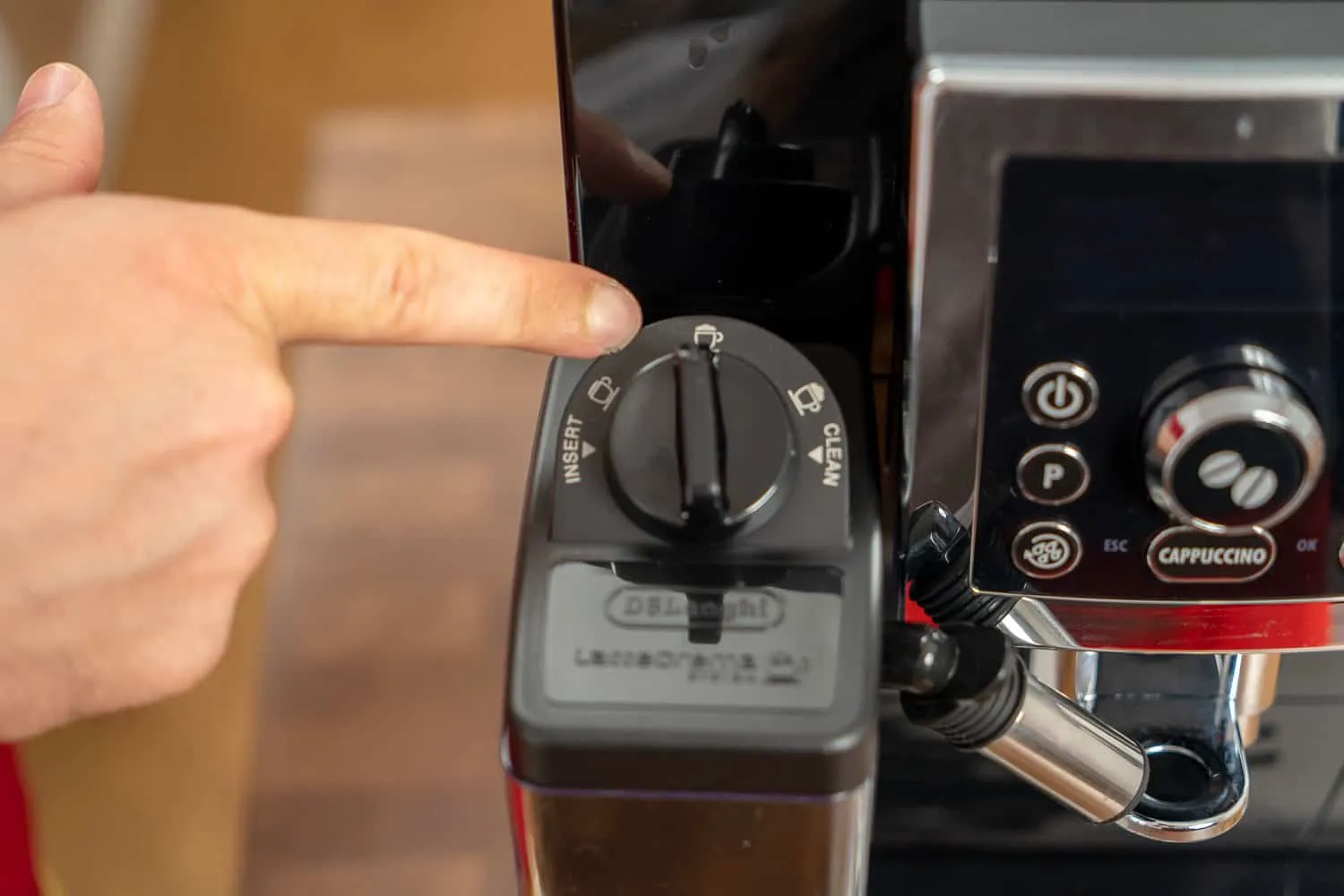DeLonghi ECAM 23.460 Milchschaum-Einstellung