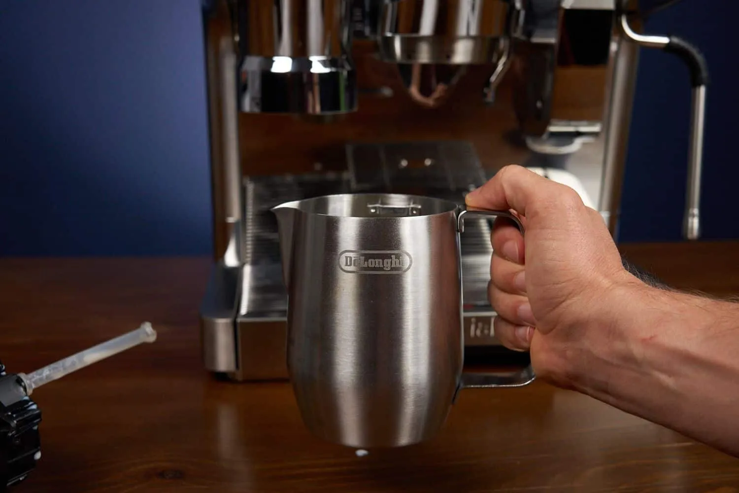 Delonghi La Specialista Maestro Pitcher 