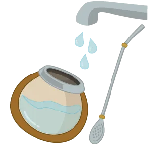 Den Kürbisbecher gründlich mit Wasser ausspülen.