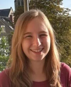 Denise Schmitz von der Bergischen Universität Wuppertal, Mitarbeiterin im ComeIn Projekt zur Förderung informatischer Grundbildung