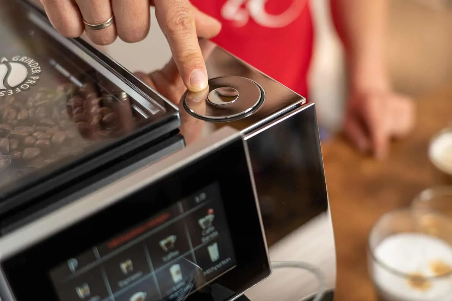 Der Drehschalter am Jura Z8 Kaffeevollautomaten.