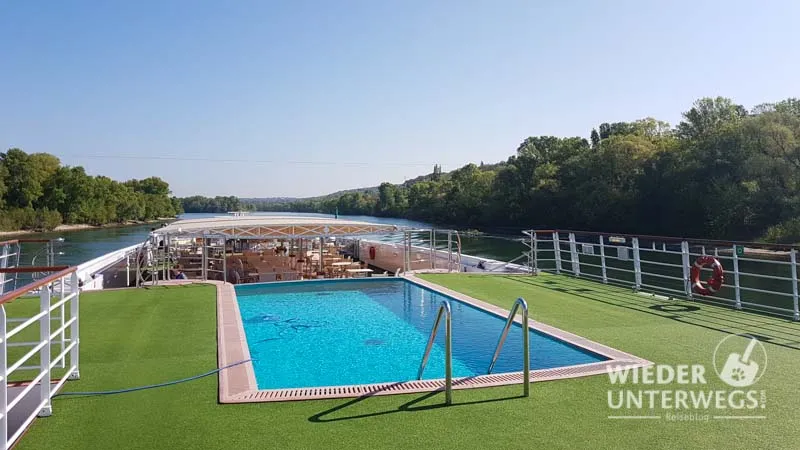 Der Pool auf der AROSA