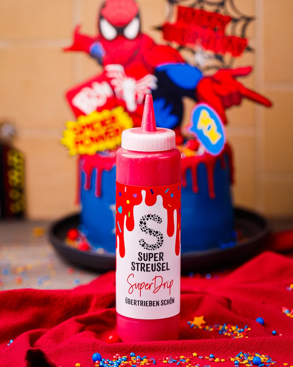 Der rote Super Drip bringt Farbe und Leben in jede Torte.