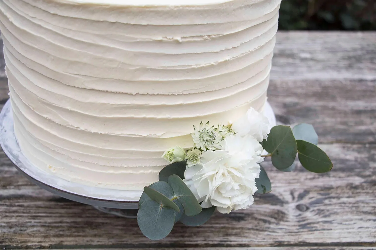 Detailansicht der Kinder Bueno Hochzeitstorte von oben
