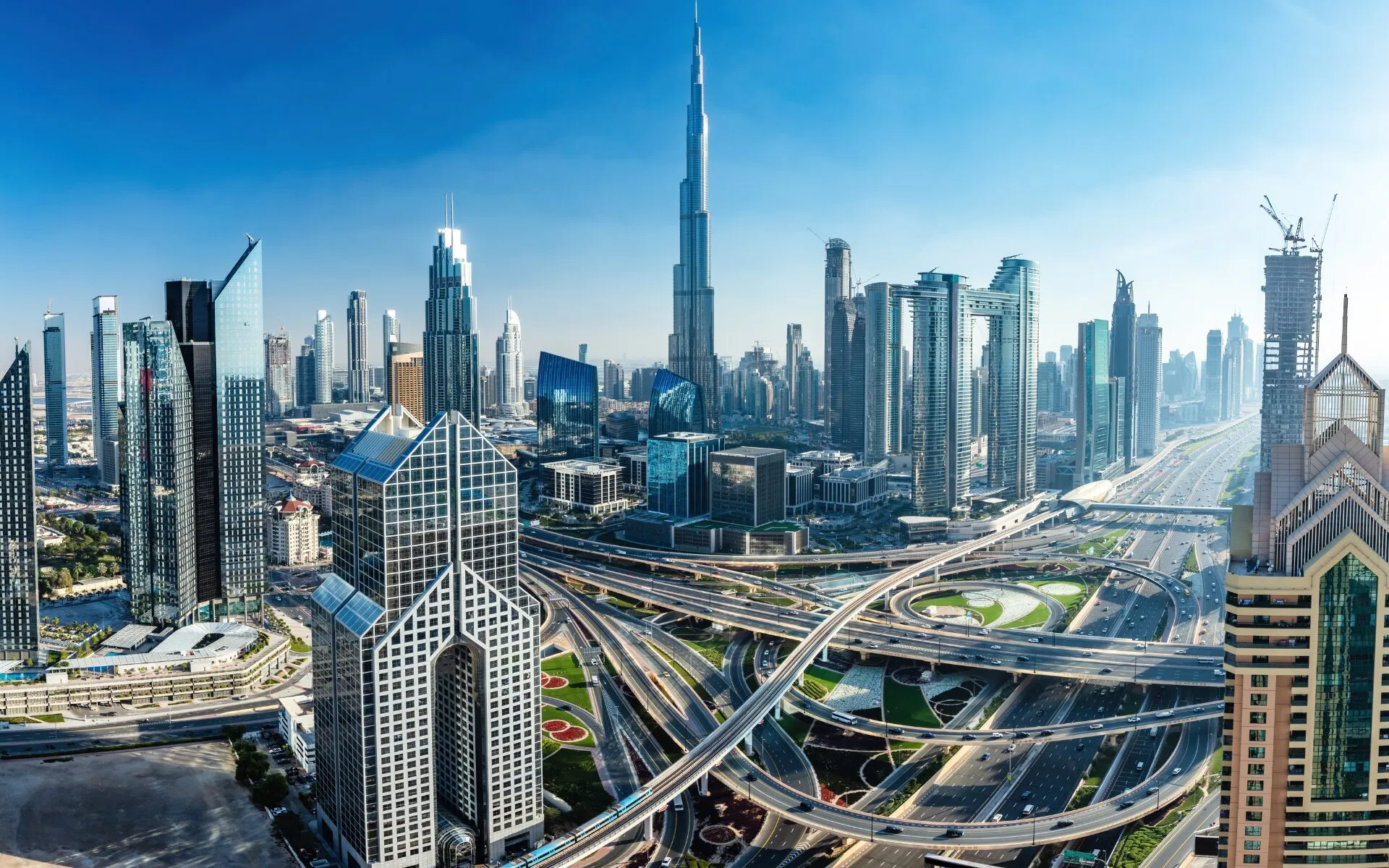 Die beeindruckende Sheikh Zayed Moschee in Abu Dhabi