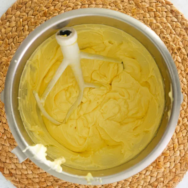 Die Buttercreme zubereiten