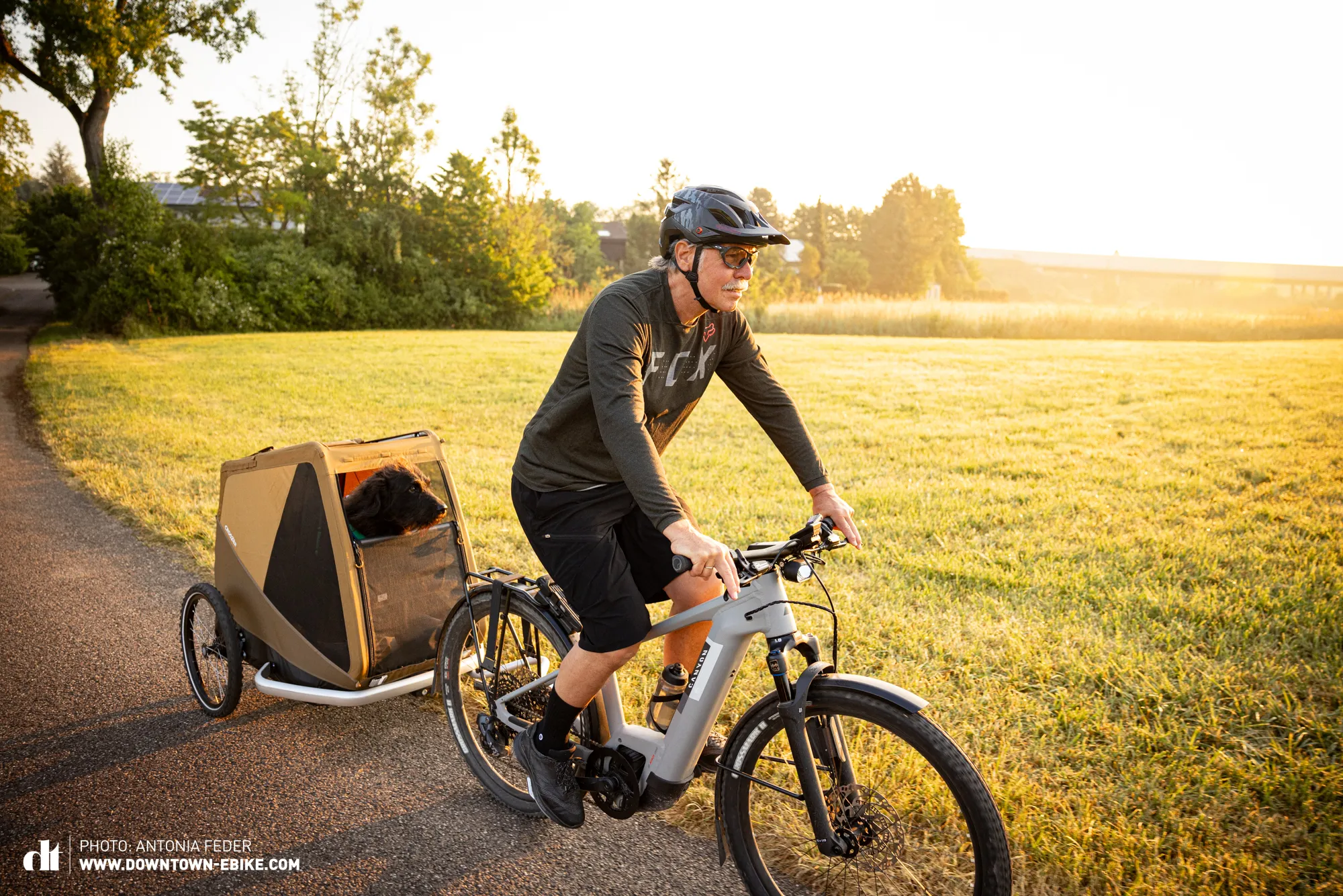 Die Croozer DOG Anhänger sind ein echter Hingucker: stilvoll und modern.