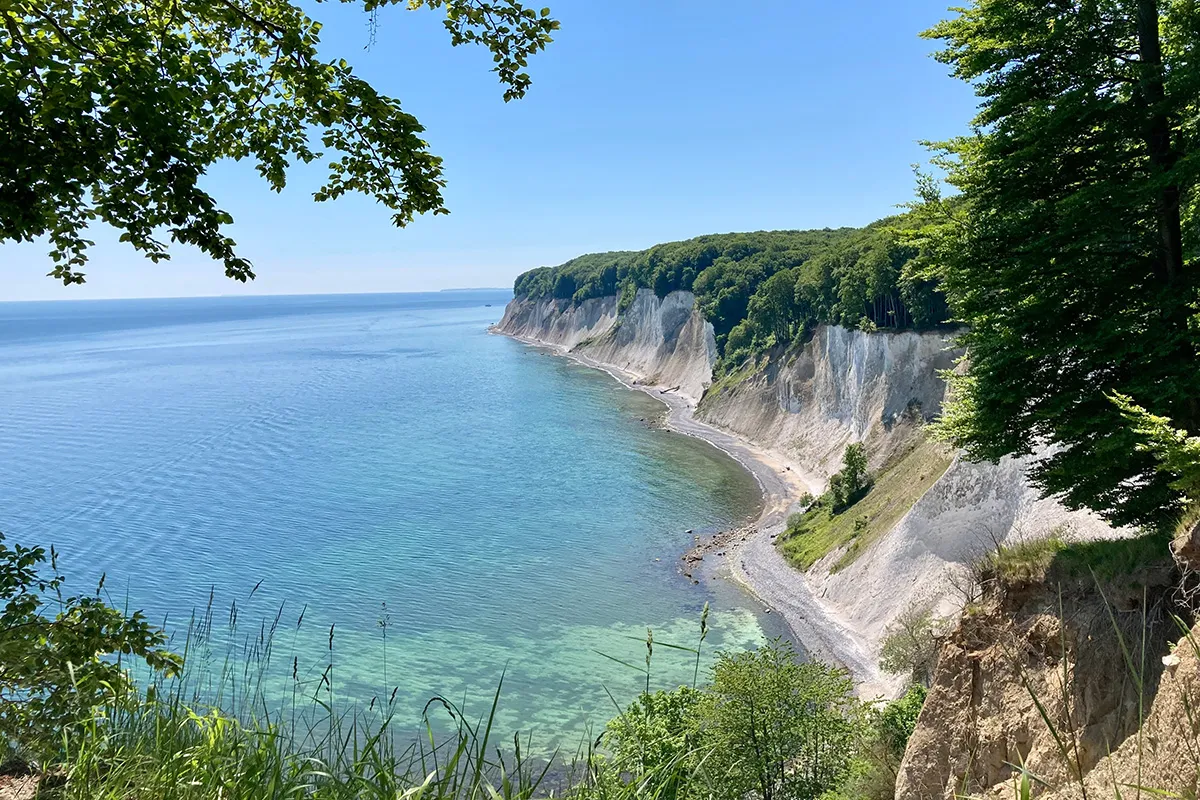 Die Kreidefelsen sind das Wahrzeichen der Ostseeinsel Rügen