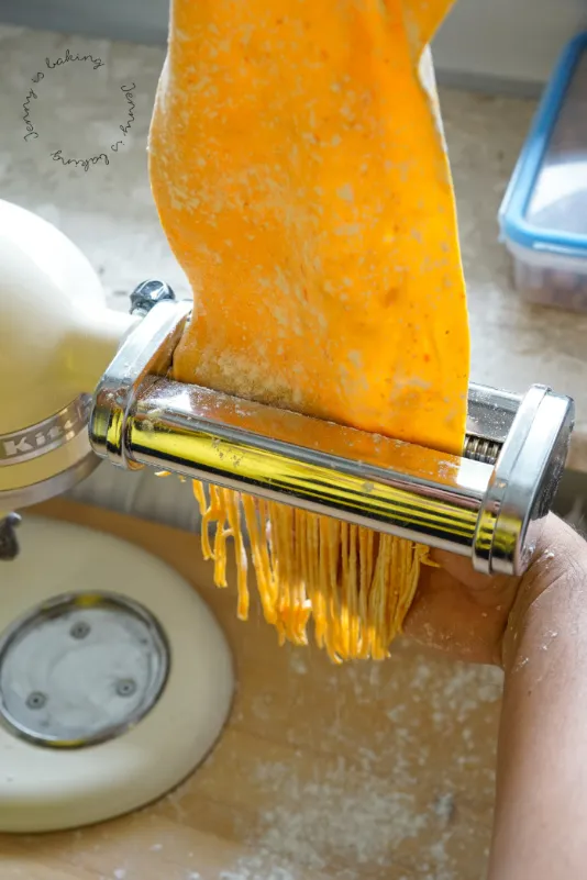 Die Zubereitung der Kürbis-Pasta