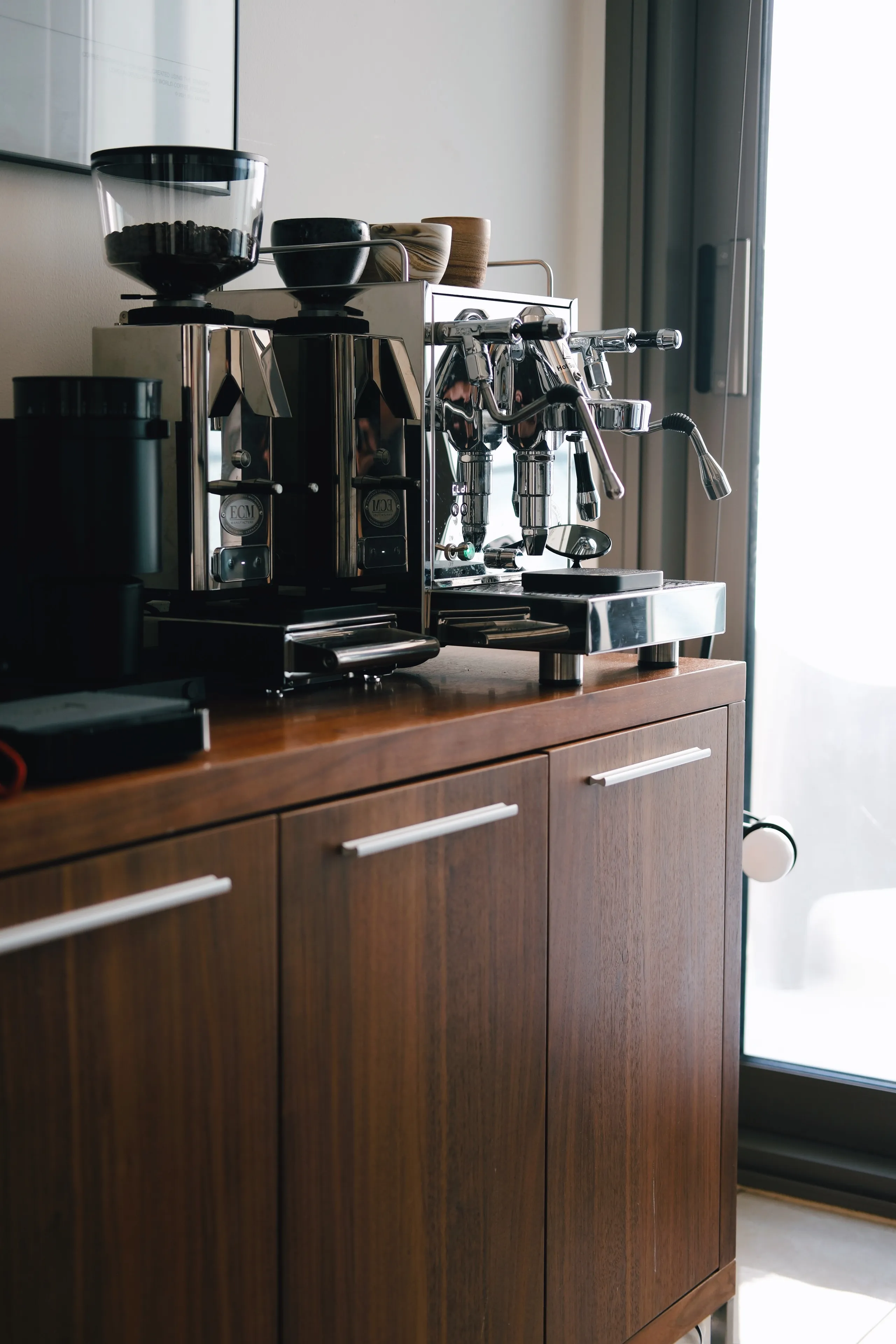 ECM Mechanika Max in einem modernen Kaffeelabor