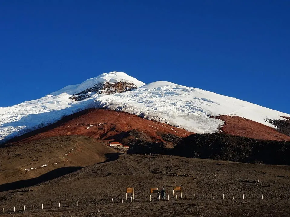 ecuador anden landschaft mit dschungel