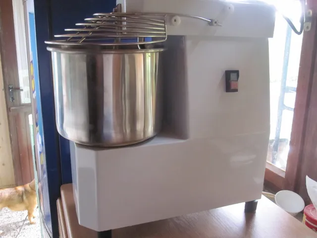 Ein Beispiel für eine Küchenmaschine in Aktion