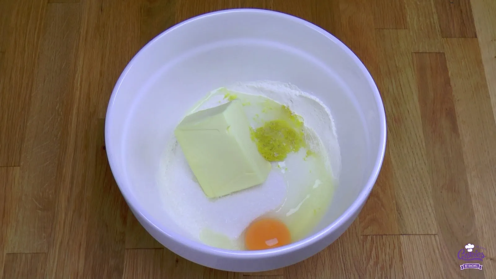 Ein Ei wird hinzugefügt