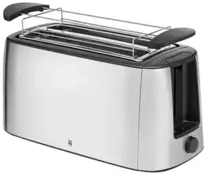 Ein eleganter WMF Doppel-Langschlitz-Toaster &quot;Bueno Pro&quot; aus gebürstetem Edelstahl, ideal für große Brotscheiben oder mehrere Toast gleichzeitig.