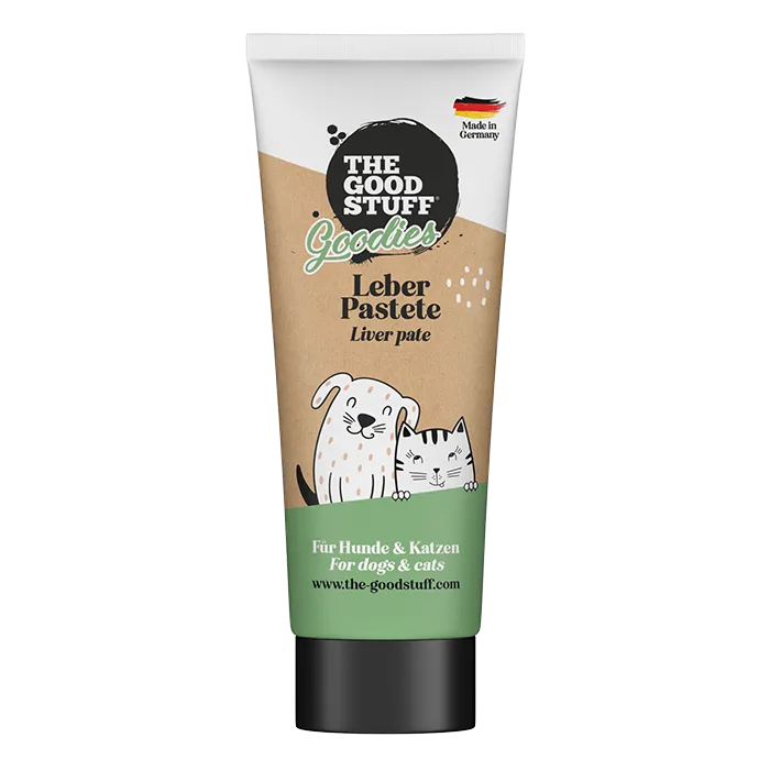 Eine Auswahl an gesunden Hundesnacks von THE GOODSTUFF, darunter Leberpastete und Fleischstreifen, ideal als Belohnung.