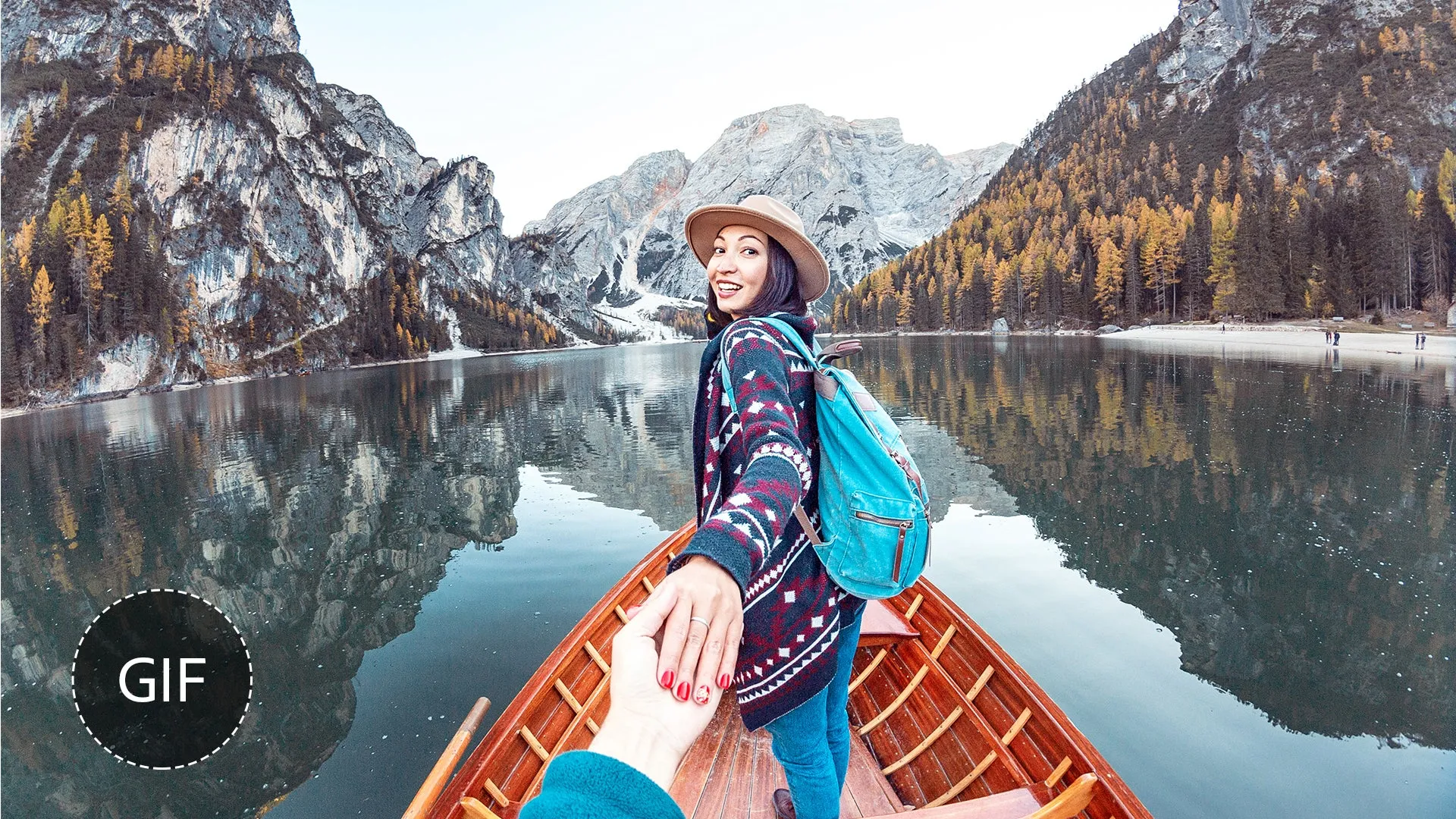 Eine Frau auf einem Boot