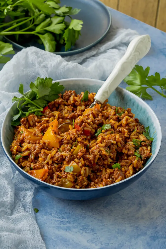 Einfache Paprika-Hack-Reis-Pfanne