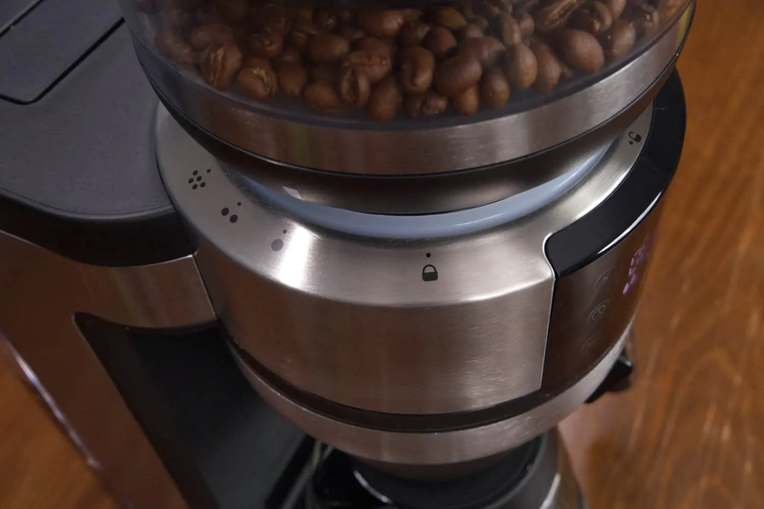 Einstellbarer Mahlgrad der Severin Filka Kaffeemaschine