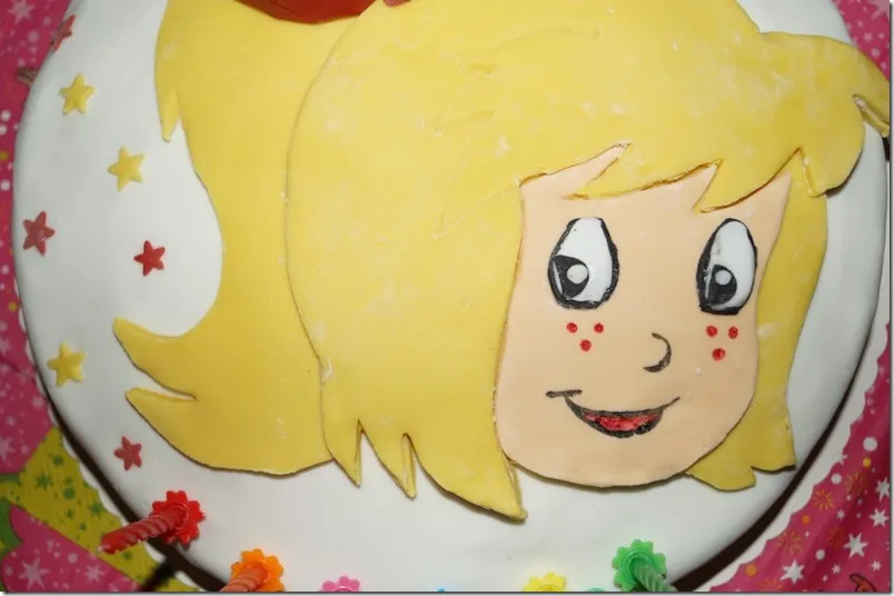 Einzigartiger Bibi Blocksberg Geburtstagskuchen für magische Momente