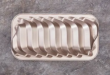 Elegante Contoura Kastenform Novella von Birkmann aus schwerem Aluguss mit Prägung