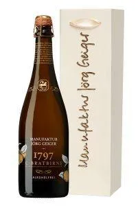 Elegante Präsenttasche für alkoholfreien Birnenschaumwein