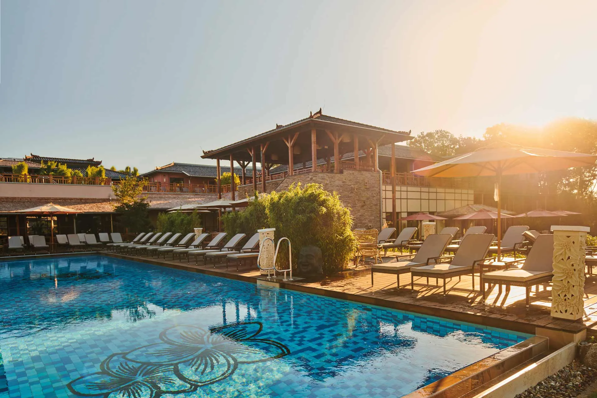 Entspannung im luxuriösen Vabali Spa Hamburg, eine außergewöhnliche Thermenhotel-Übernachtung