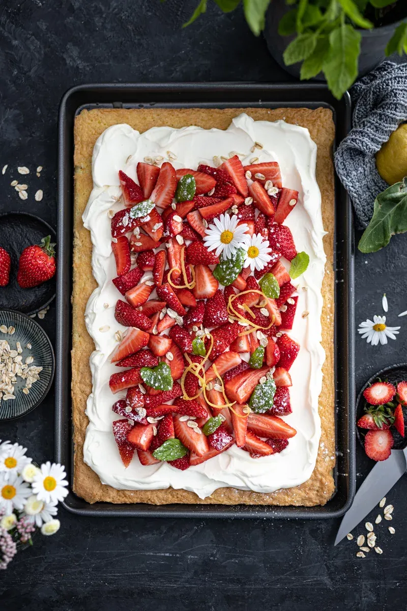 Erdbeerkuchen vom Blech trickytine